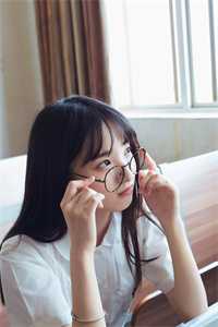 春深未遇归人信庄雨眠厉砚修