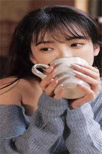 非洲淘金还债，老公为哄黑美人推我进狮群全集