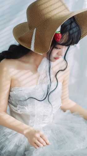 婚后第三年，我被老公推下了楼无弹窗