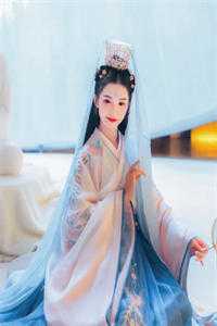 魔教来犯，大师姐却在陪小师弟过生日爽文