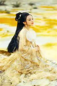怒扇小三后，老公将怀孕的我绑上跳楼机无删减版