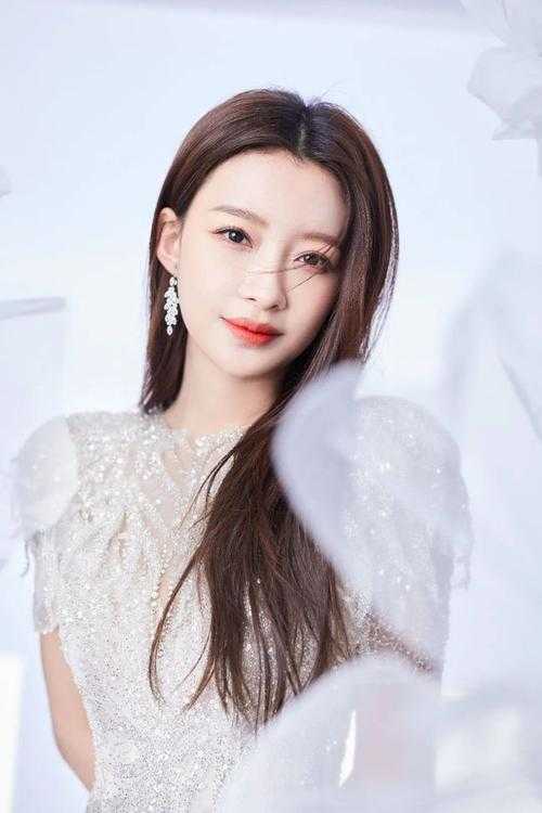 成为恐怖boss被抹杀后，未婚夫和家人悔疯了文章