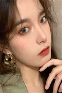 女友一人扮演姐妹花，只为一场游戏全章节