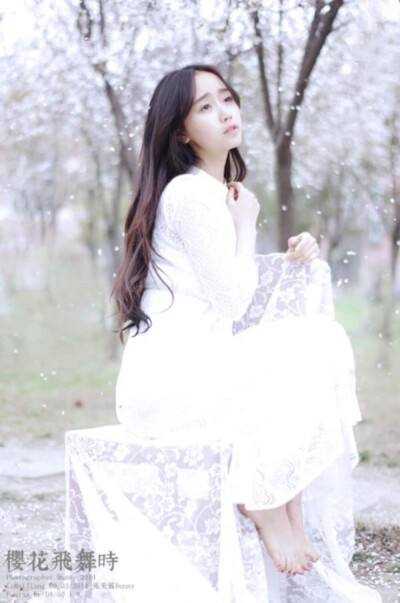 未婚夫被女总裁开盲盒后，我闪婚未删减版