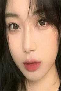 抛弃影后女友后，我翻红了by