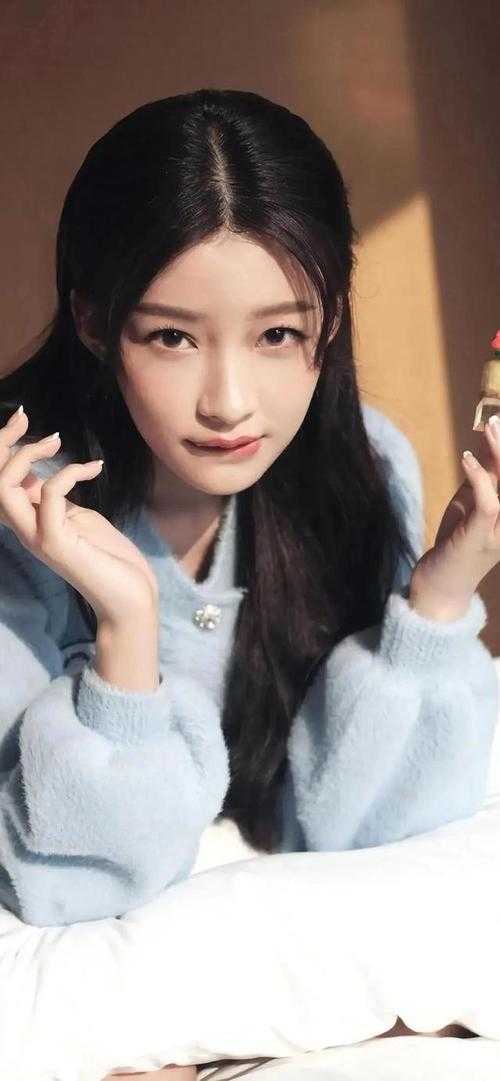 为救男友中毒后他娶妹妹后，我嫁瘫痪总裁他疯了爽文
