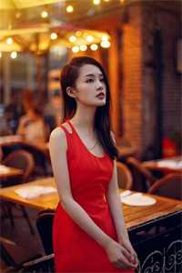 被我抛弃的前女友成为集团总裁后，要我当众出丑爆火全网