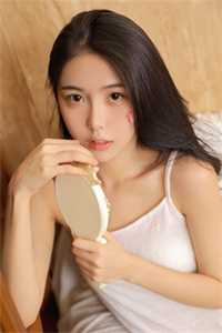 高考前一天，跟着班花去祈福的同学都哭了好书