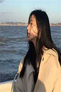 重生高考前，我送全班同学爬荒山在线