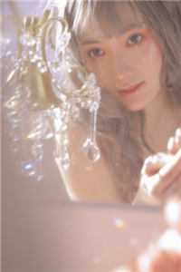 玫瑰藏于盛夏完整