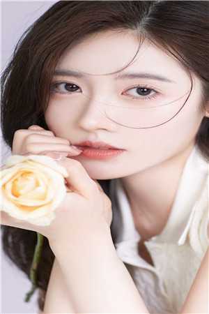 为了养女，医生妈妈故意误诊我得了癌症结局+番外