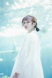 丈夫为小白花放任女儿去死后，悔疯了精选