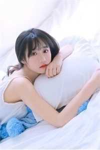 同事为了辟邪，在我们合租的房子里养了巨蜈蚣剧情