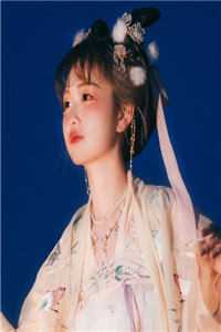 奶奶被村霸打断腿后，我召集三千宗族异常火爆