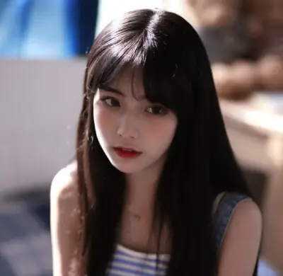 新来的实习生自称拥有通天眼by